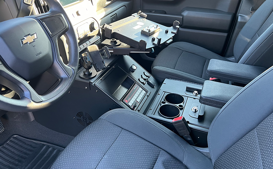 Gamber Johnson 7170-1062-02 2019+ Chevrolet Silverado Wide Body Console Box with Cup Holder, Tall Rear Armrest and Mongoose® XLE 9" Motion Attachment